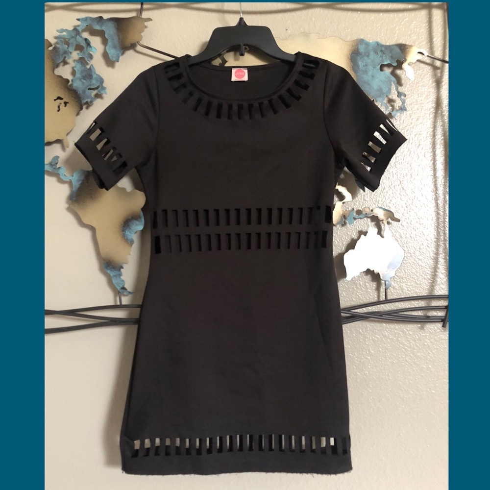 J & M size large black laser cutout dress
